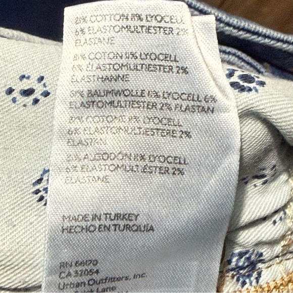 Pilcro The Demilune Boot Jeans Women's 30 High Rise Stretch Fit Cropped Denim - Picture 5 of 7